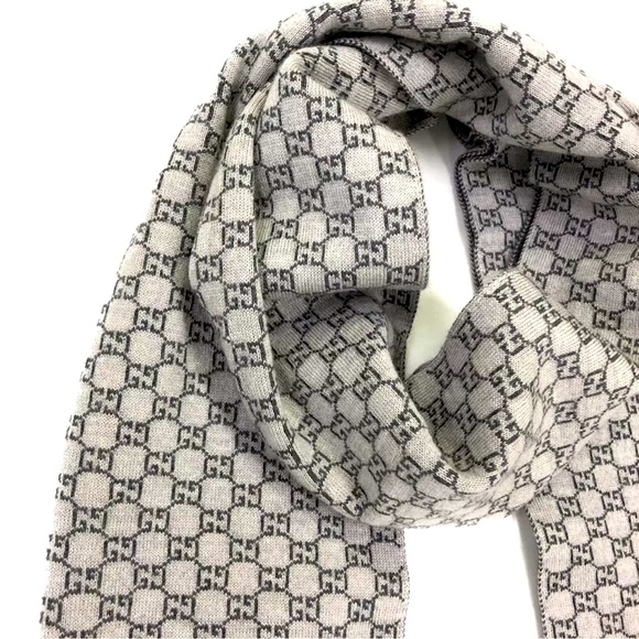 254 Gucci GG Logo Gray Wool Winter Scarf - Picture 3 of 9